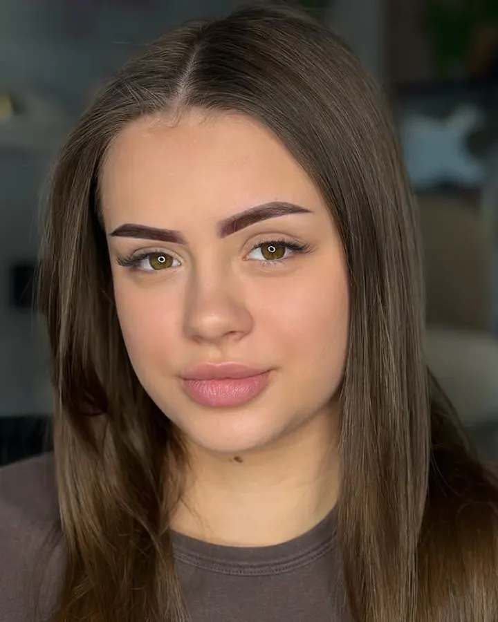 stylizacja brwi Poznań – Wonderful Beauty 3