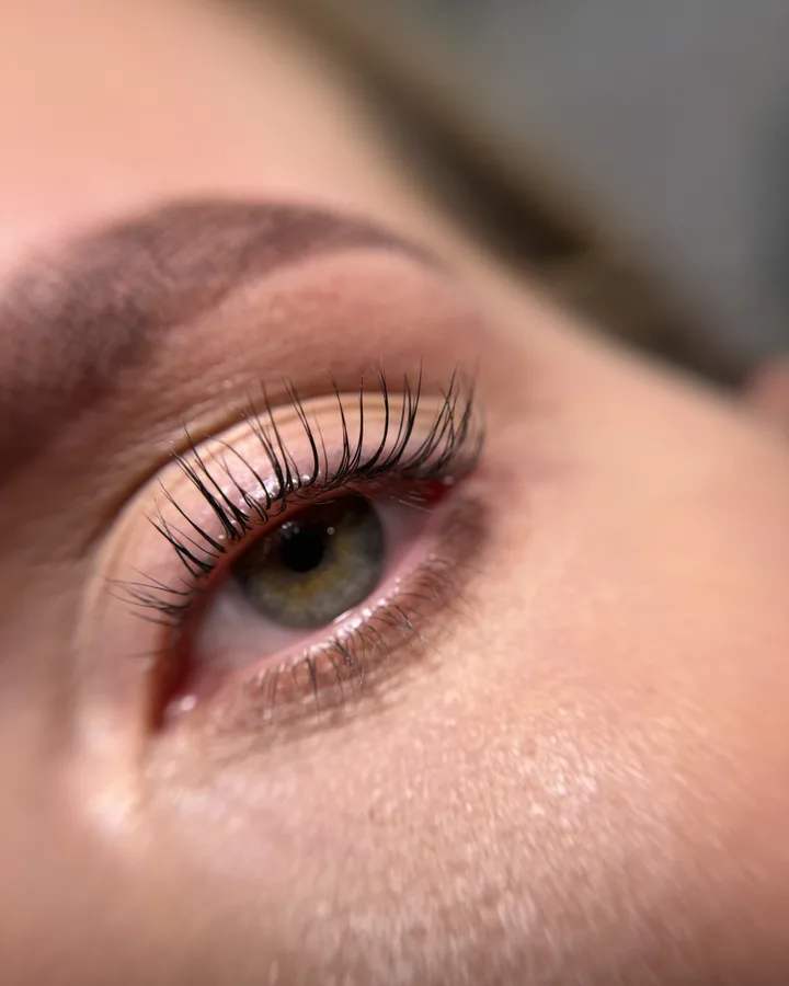 laminacja rzęs Poznań – Wonderful Beauty 4